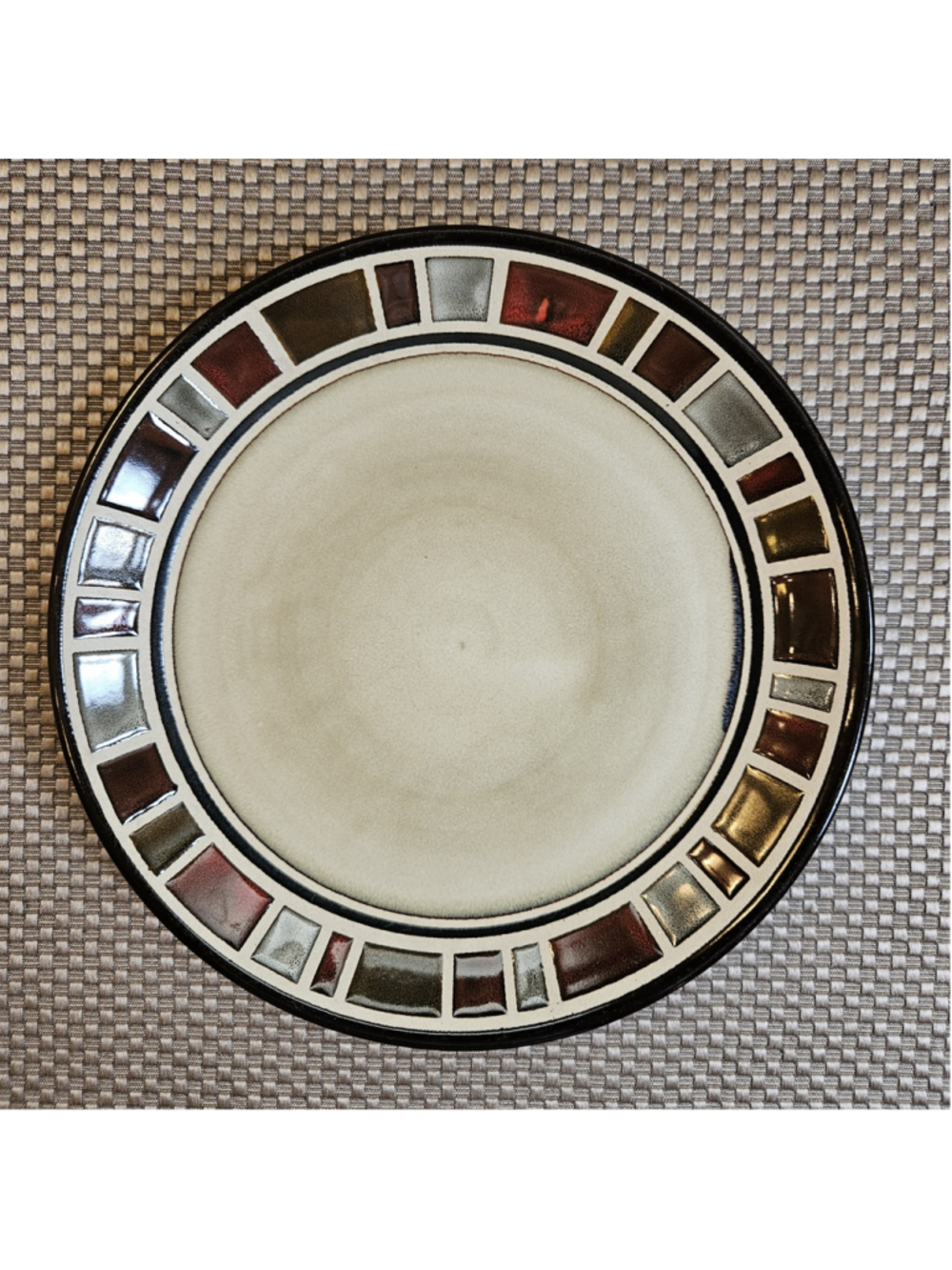 Gibson Elite 86447 Cimarron/Cream Reactive Glaze Stoneware Dessert Plate